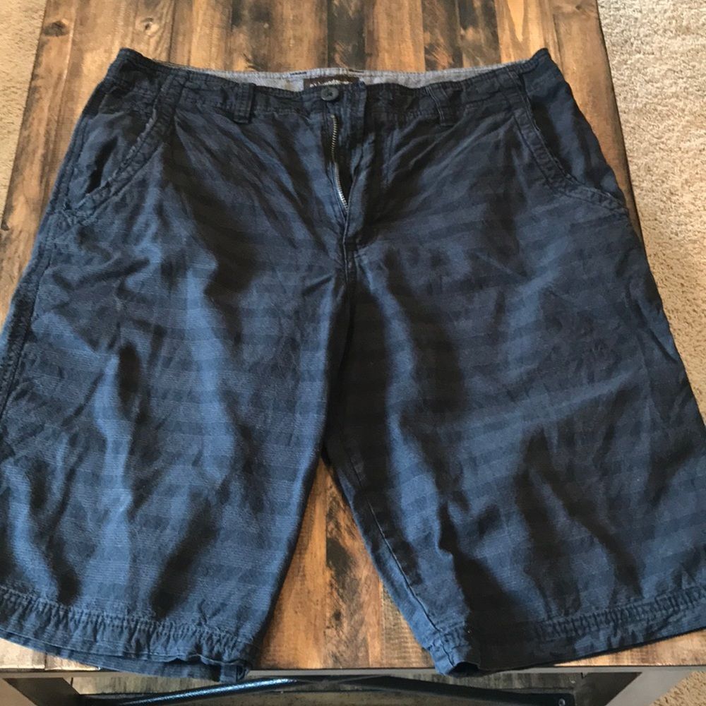 No Boundaries Men’s 34 Black Striped Cargo Shorts 100% Cotton